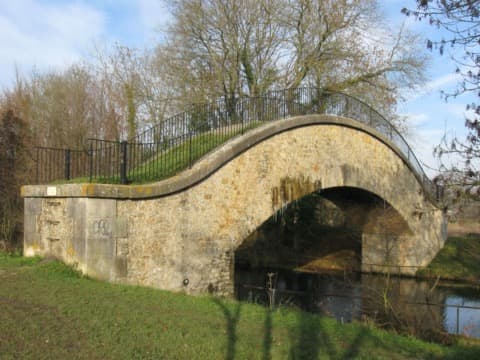 Couvreur Montry