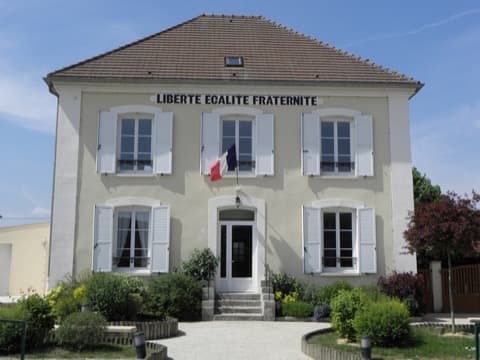 Couvreur Pécy